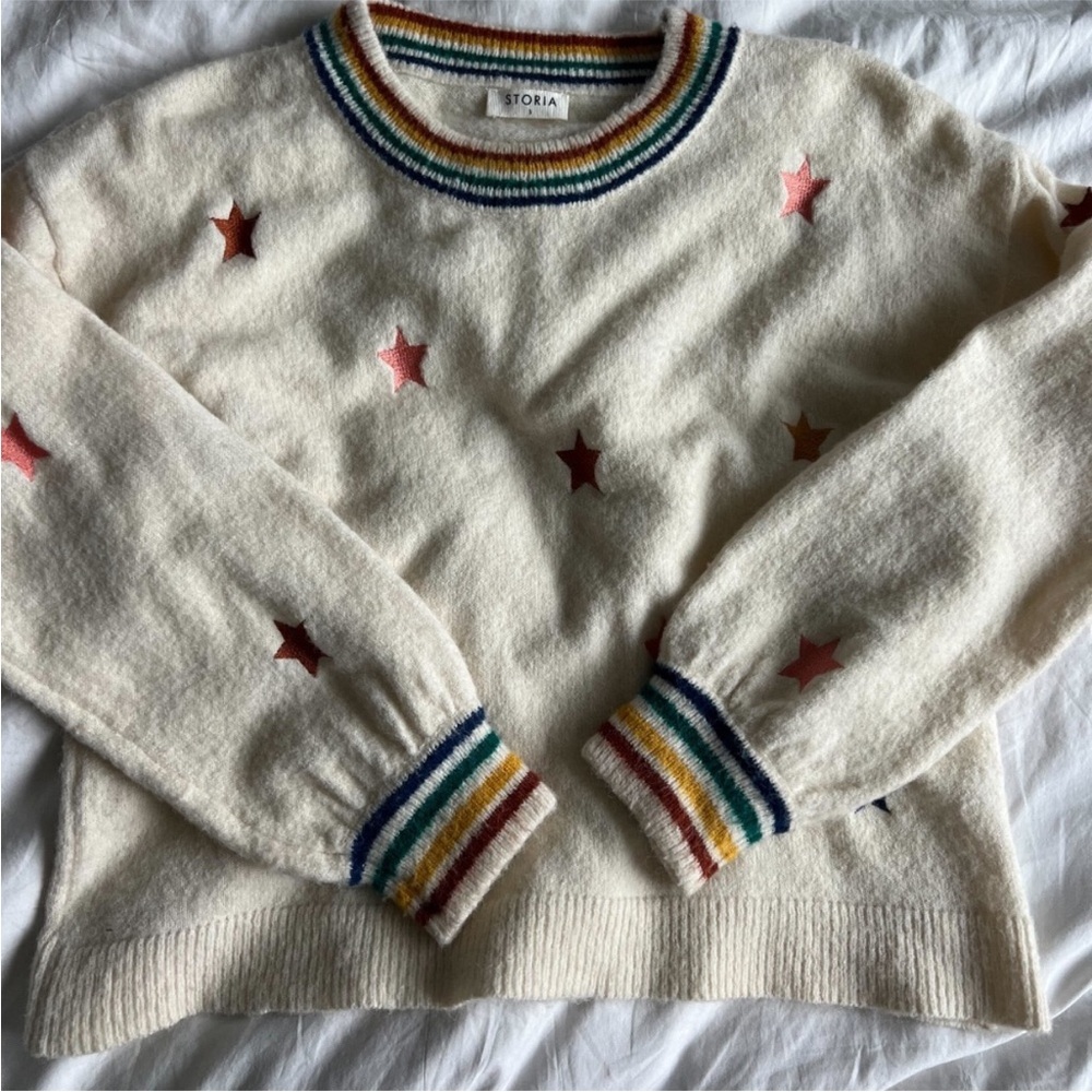 Storia RAINBOW STAR Off-White Crew Neck Sweater in Size Small